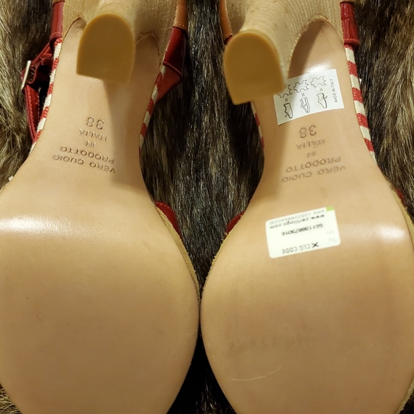 Pre-owned authentic woman shoes - Picture 7 of 8